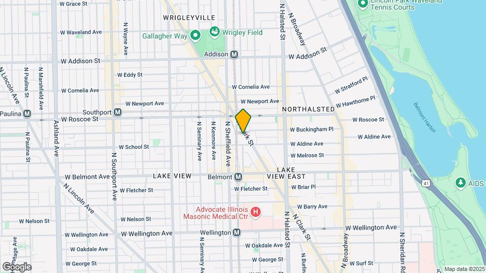 3326 N Clark St Map and Location Details