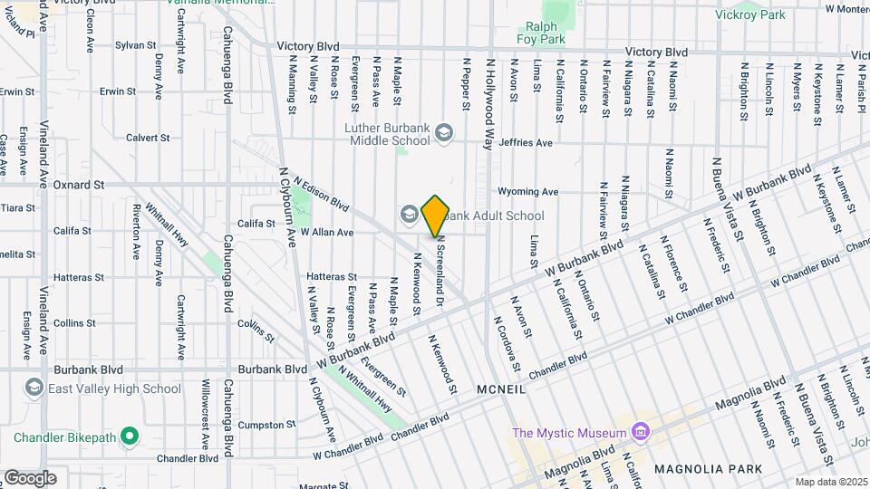 1527 N Screenland Dr Map and Location Details