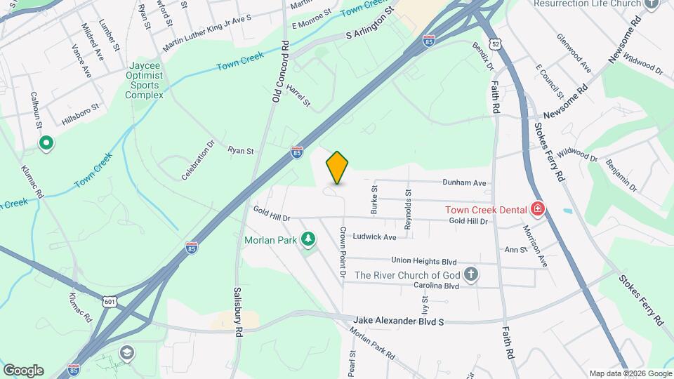 303 Crown Point Dr Map and Location Details