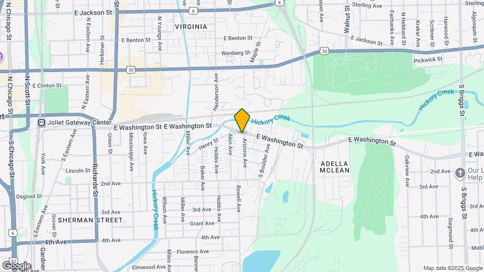 724 E Washington St Map and Location Details