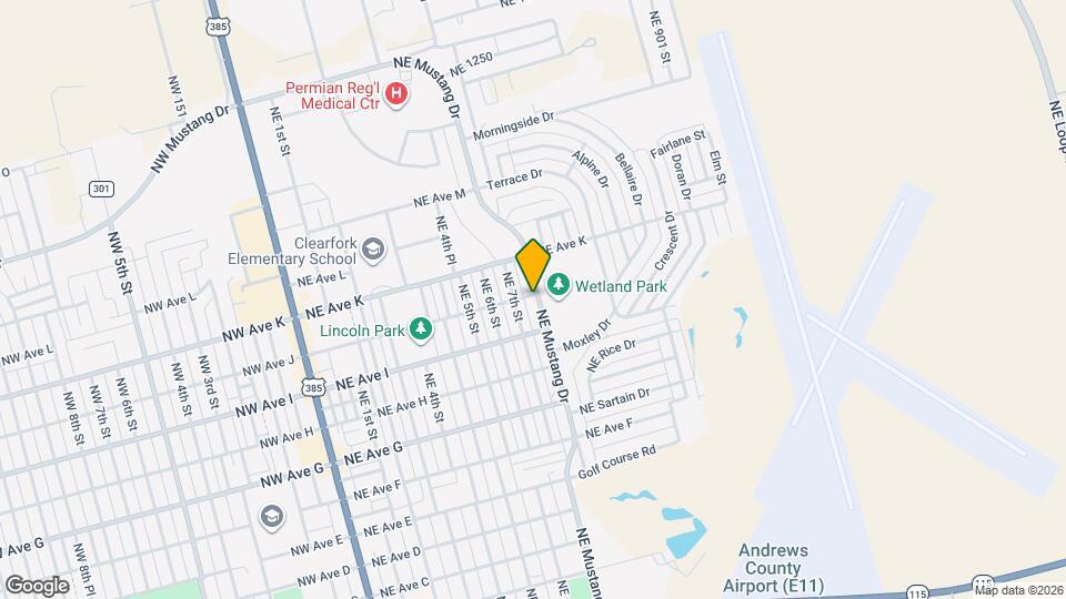 1015 NE Mustang Dr Mapa y Detalles de la Ubicación