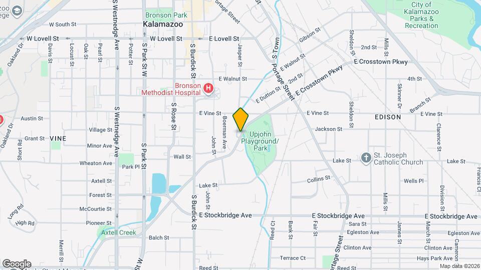 421 E Crosstown Pkwy Map and Location Details