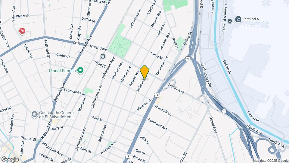 737 Jackson Ave Map and Location Details