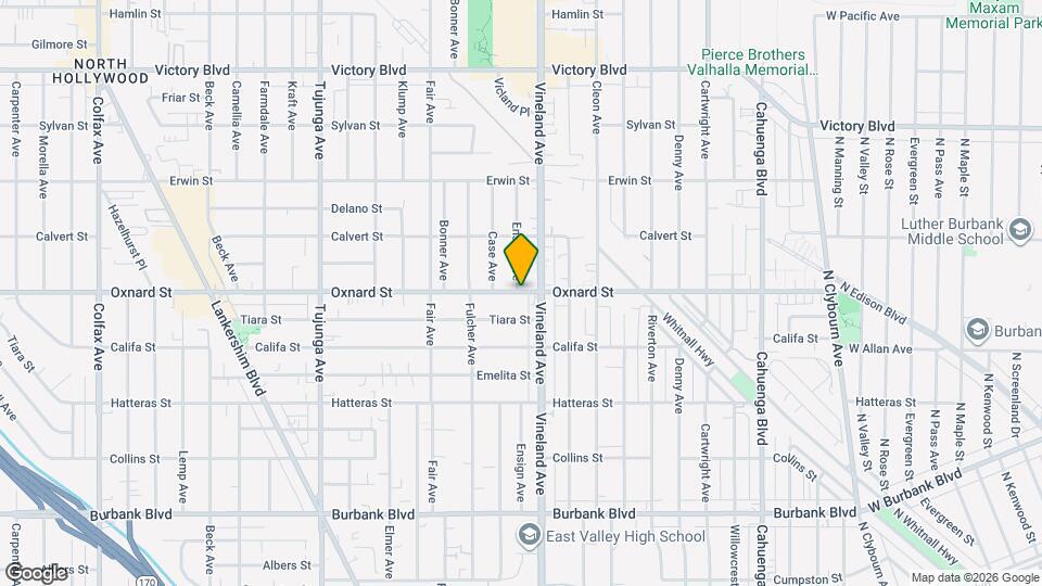 11024 Oxnard St Map and Location Details