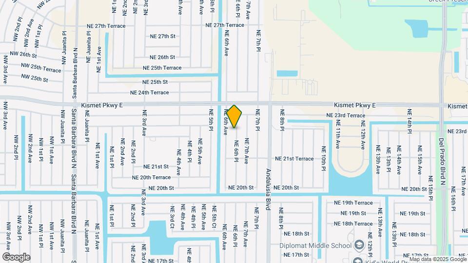 2216 NE 6th Pl Map and Location Details