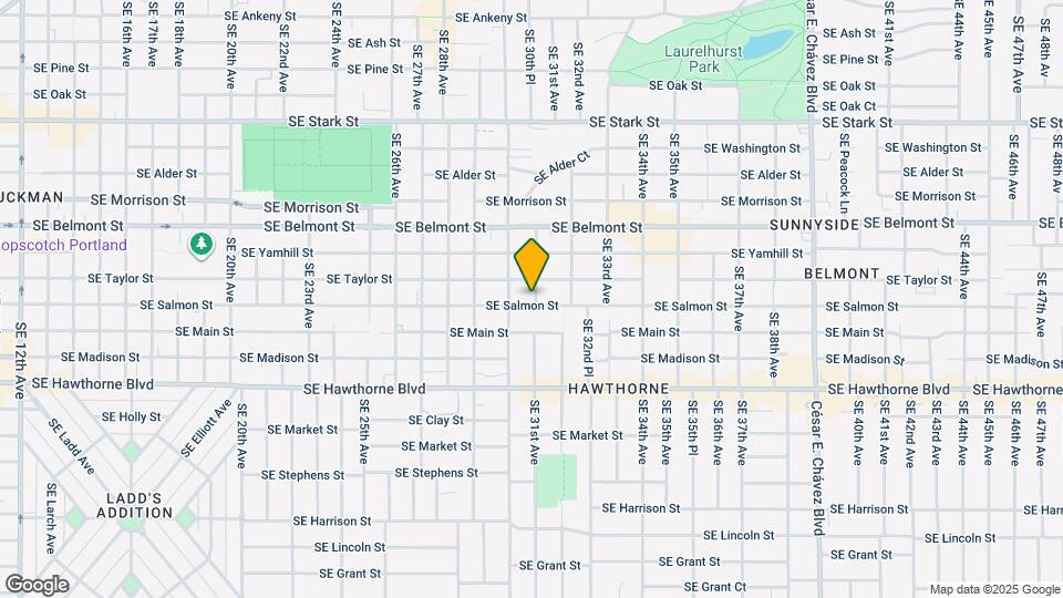 3041 SE Salmon St Map and Location Details