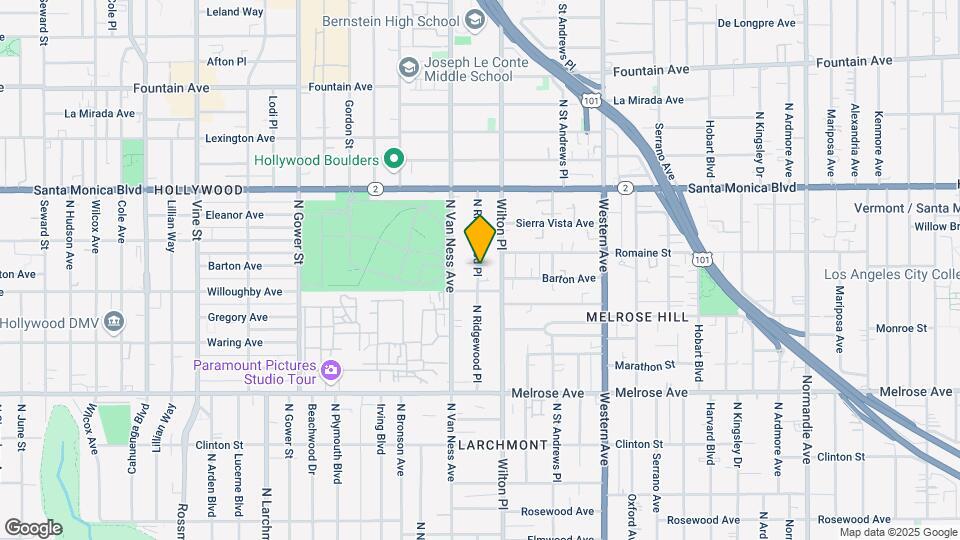 926 N Ridgewood Pl Map and Location Details
