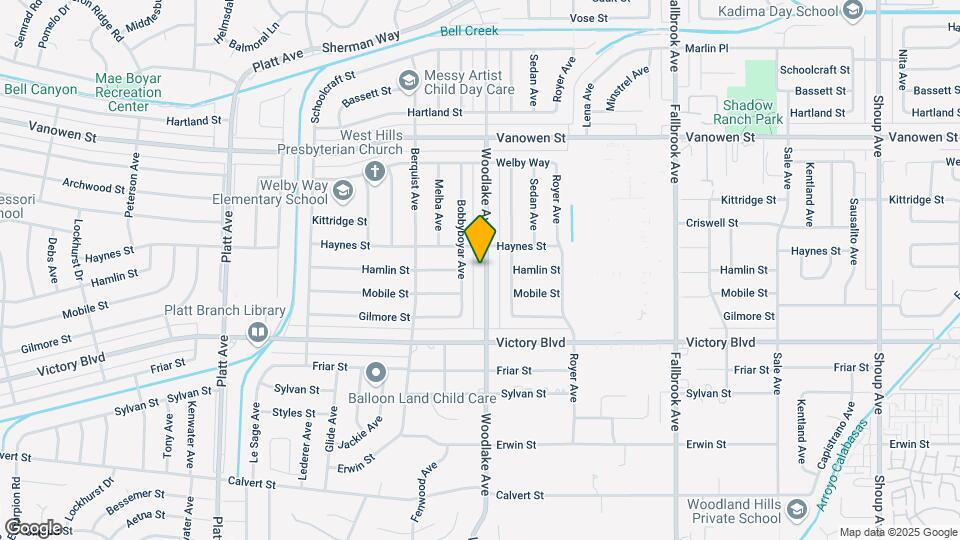 6527 Woodlake Ave Map and Location Details