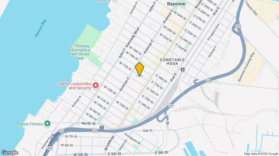 28 W 17th St Map and Location Details