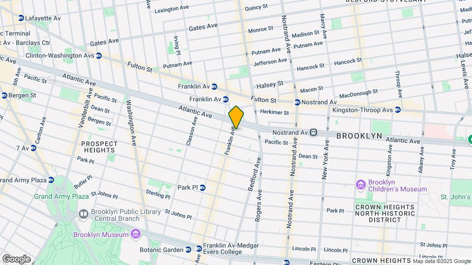 587 Franklin Ave Mapa y Detalles de la Ubicación