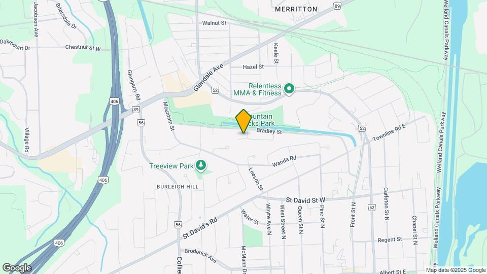 33 Dundas Crescent Map and Location Details