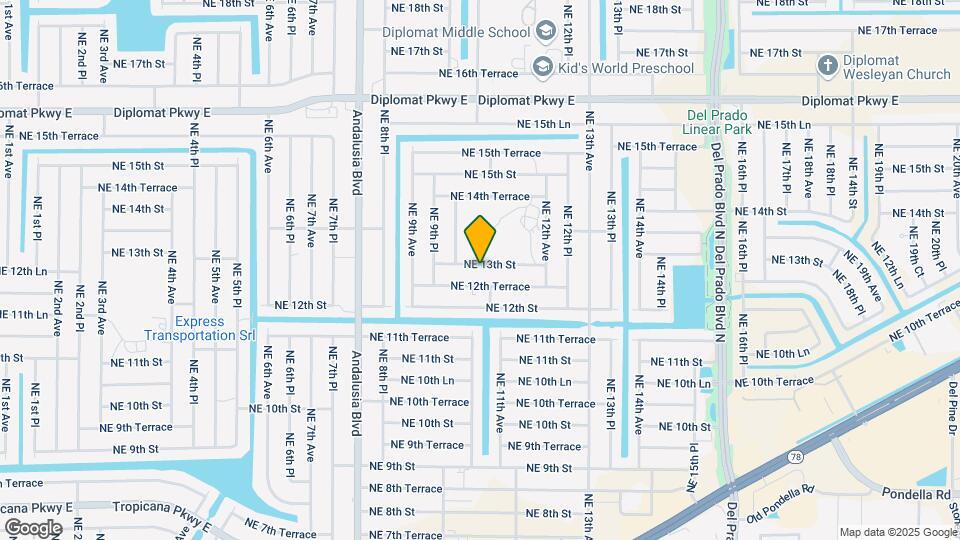 1016 NE 13th St Map and Location Details