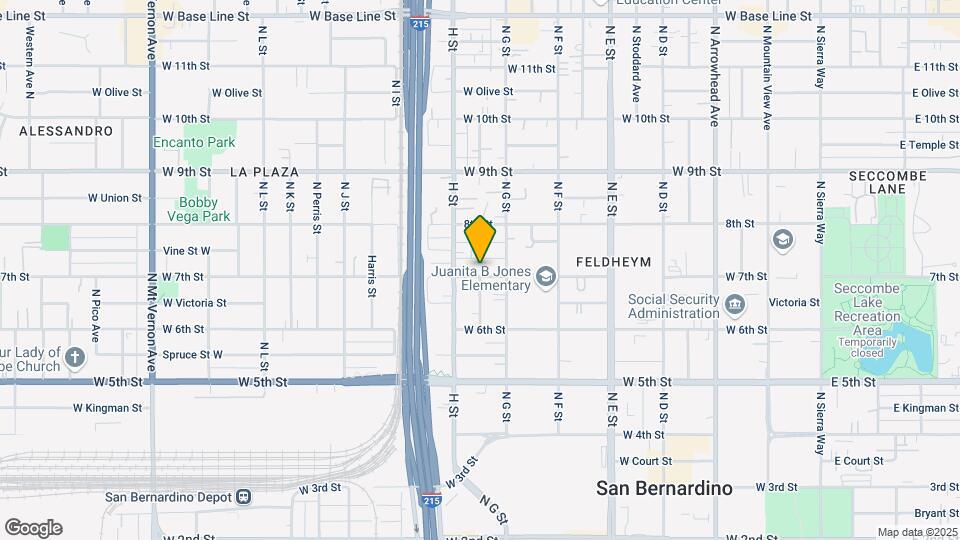 754 W 7th St Map and Location Details