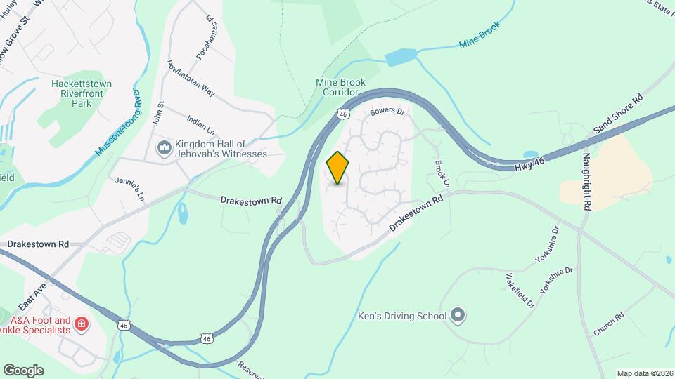 310 Winding Hill Dr Map and Location Details