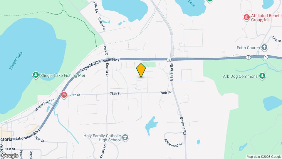 821 Roselyn Dr Map and Location Details
