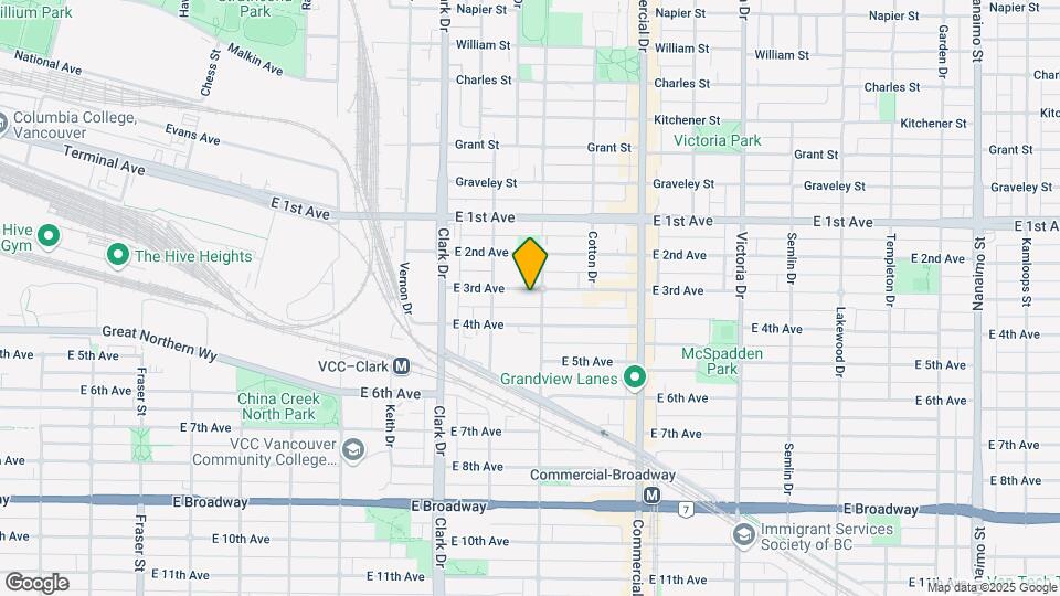 1925 Woodland Dr Map and Location Details