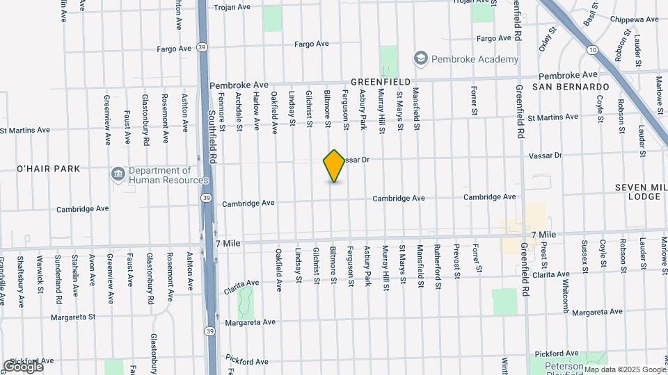 19322 Biltmore St Map and Location Details