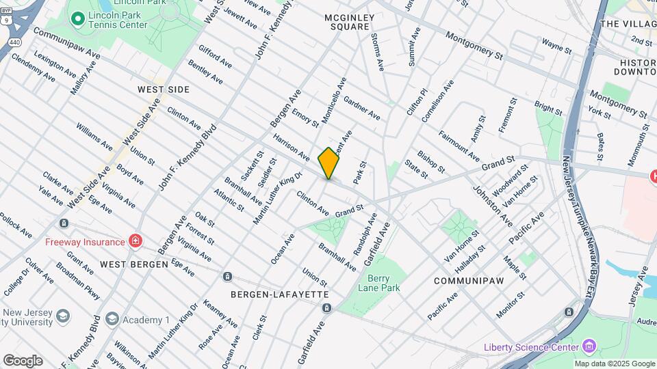 553 Communipaw Ave, Unit 3 Map and Location Details
