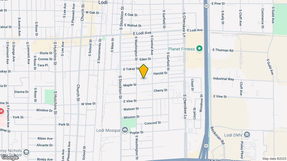 321 Maple St Mapa y Detalles de la Ubicación