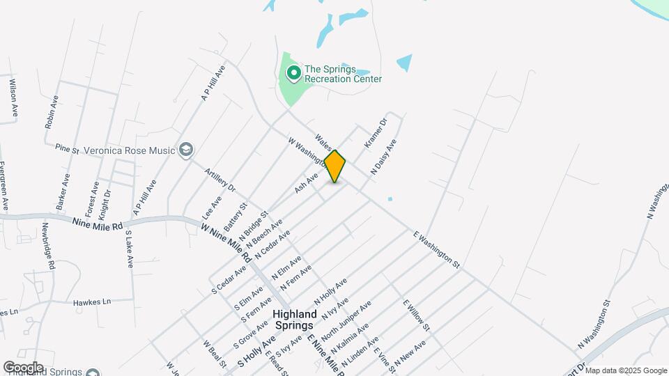 208 N Cedar Ave Map and Location Details