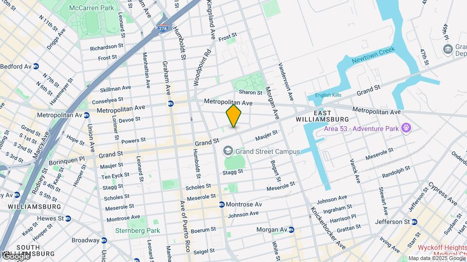 885 Grand St Mapa y Detalles de la Ubicación