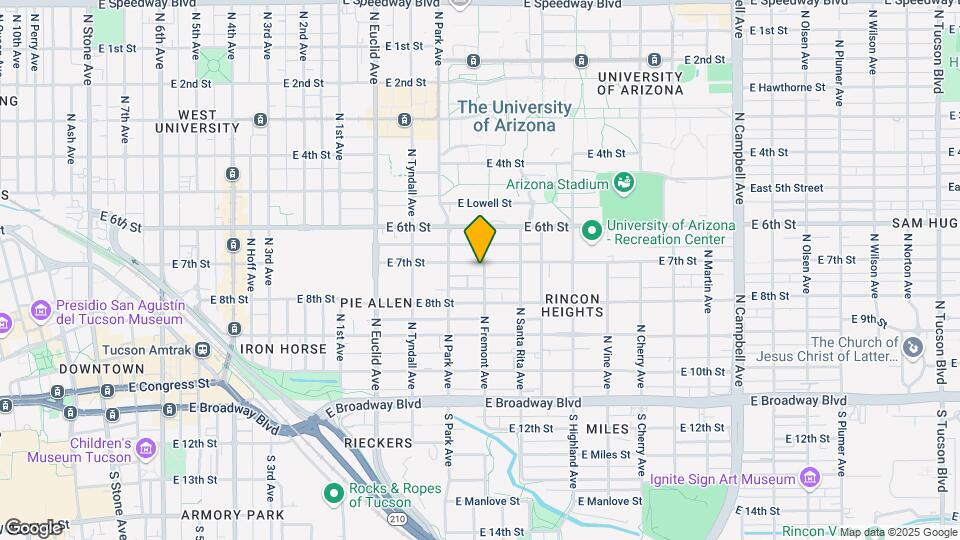 1050 E 7th St Map and Location Details