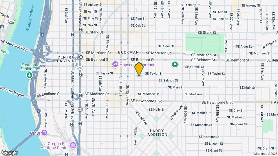 1325 SE Salmon St Map and Location Details