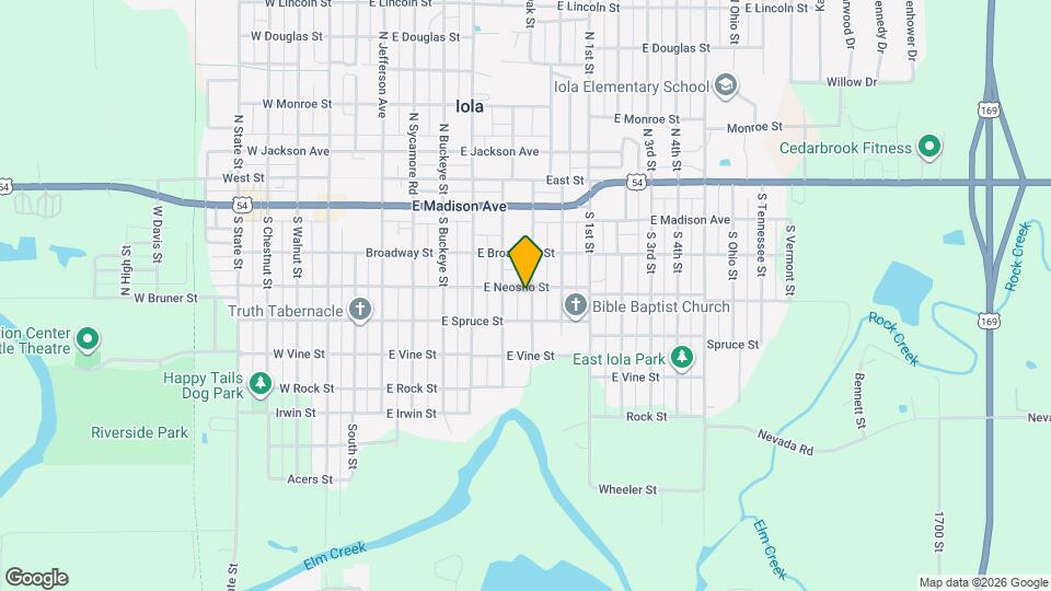 406 S Oak St Map and Location Details