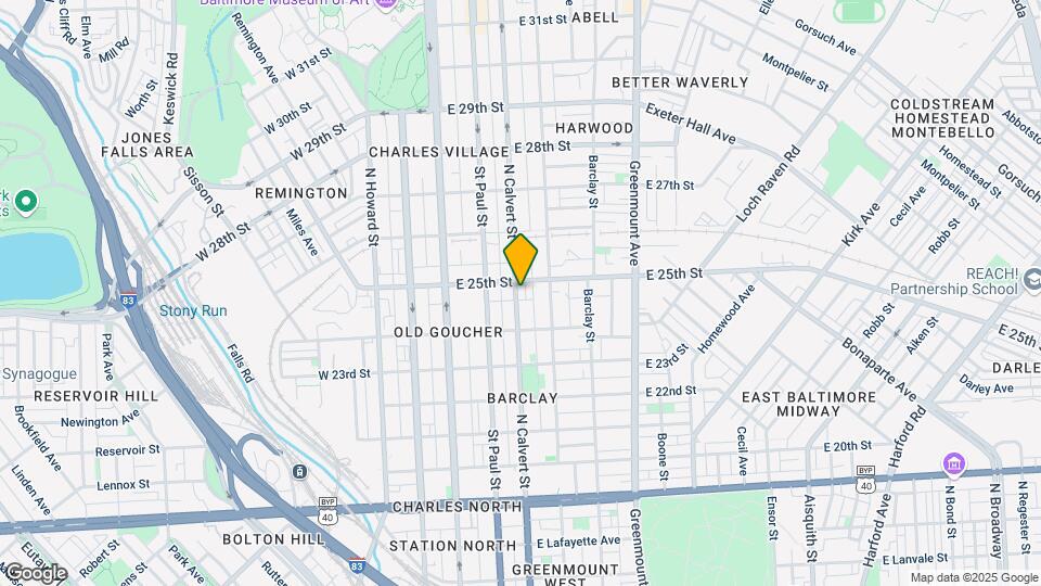 2445 N Calvert St Mapa y Detalles de la Ubicación