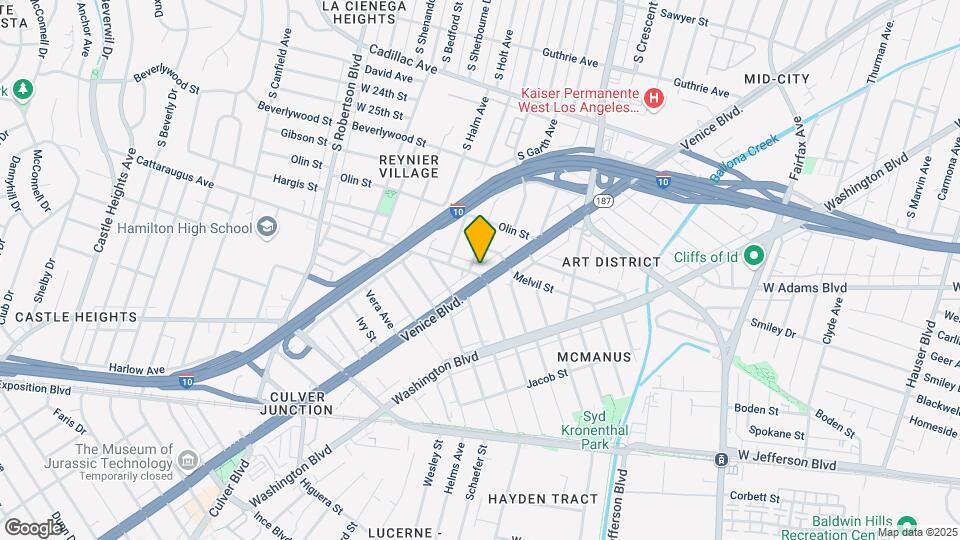 8713 Cattaraugus Ave Mapa y Detalles de la Ubicación