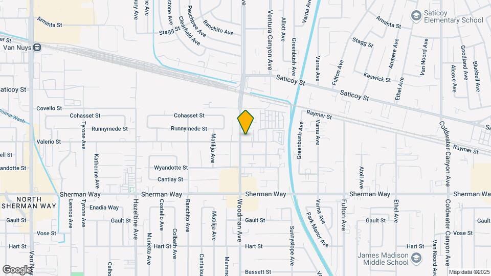 7410 Woodman Ave Map and Location Details