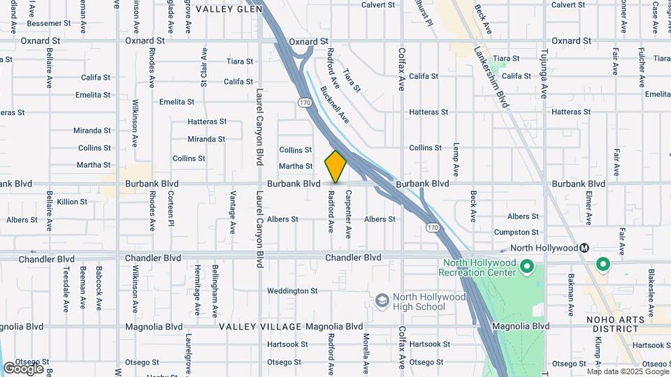 5554 Radford Ave Map and Location Details