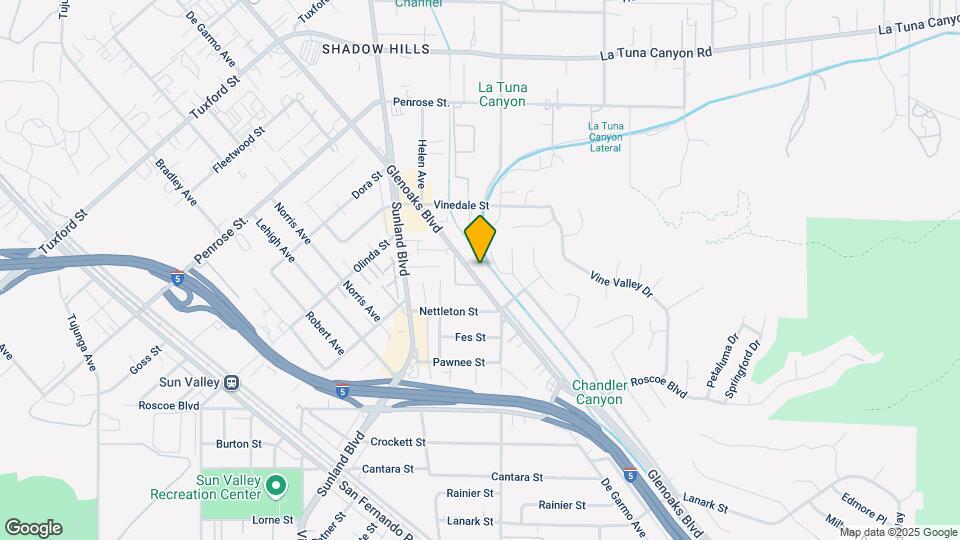 8554 Glenoaks Blvd Map and Location Details