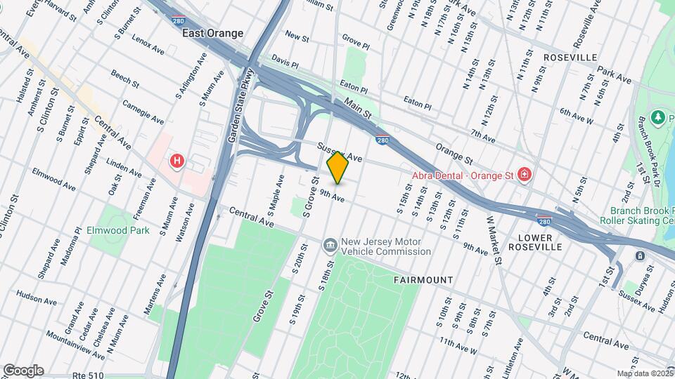 90 Hollywood Ave Map and Location Details