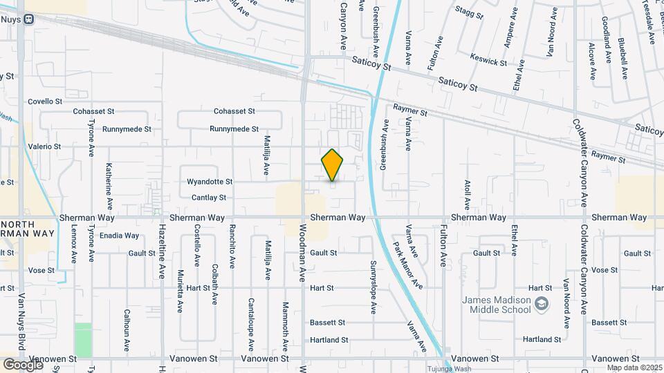13612 Wyandotte St Map and Location Details