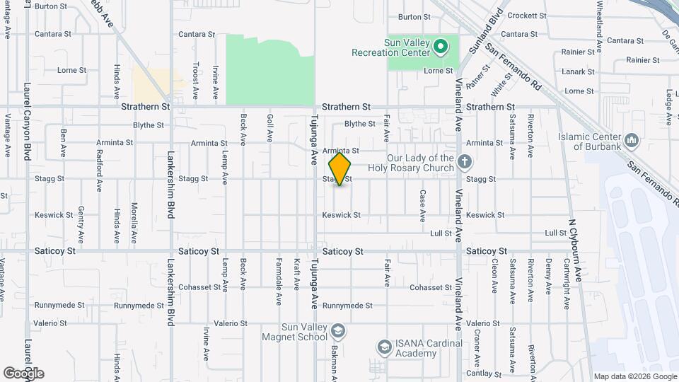 7742 Bakman Ave Mapa y Detalles de la Ubicación