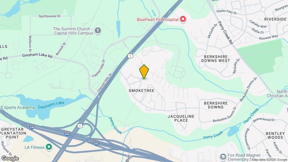 7404 N Thorncliff Pl Map and Location Details