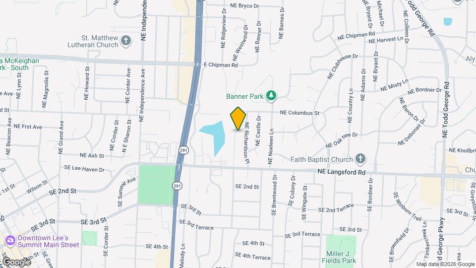 405 NE Westwind Dr Map and Location Details