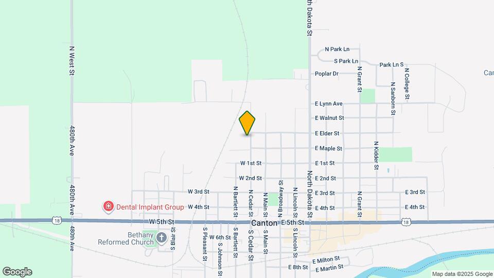 617 N Cedar St, Unit Upstairs Map and Location Details