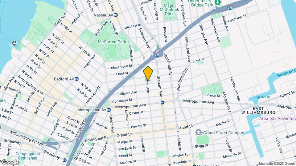 366 Manhattan Ave Map and Location Details