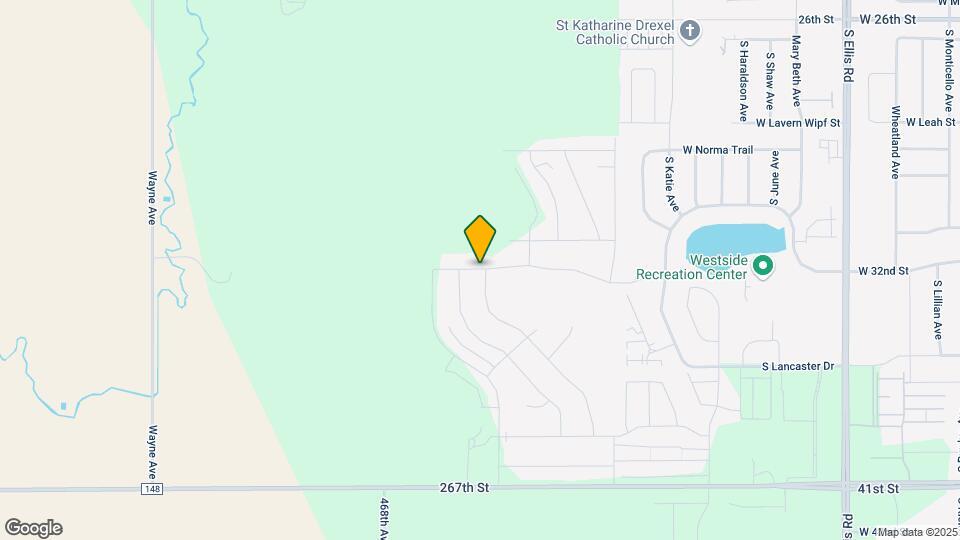 3 Bedroom 2.5 Bathroom Single Family Townhome Map and Location Details