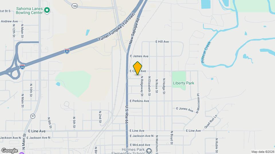 1131 E Moman Ave Map and Location Details