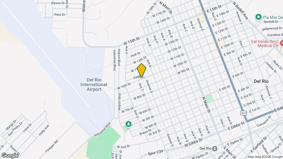 706 W 10th St Map and Location Details