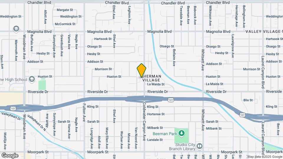 Coldwater Canyon Apartments Mapa y Detalles de la Ubicación