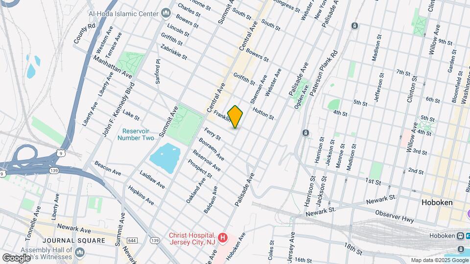 25-27 Sherman Ave Mapa y Detalles de la Ubicación