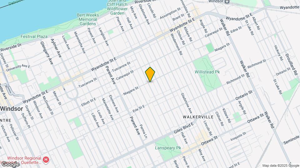 904 Pierre Ave Map and Location Details