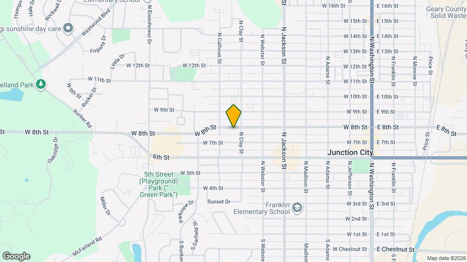 713 W 8th St Map and Location Details