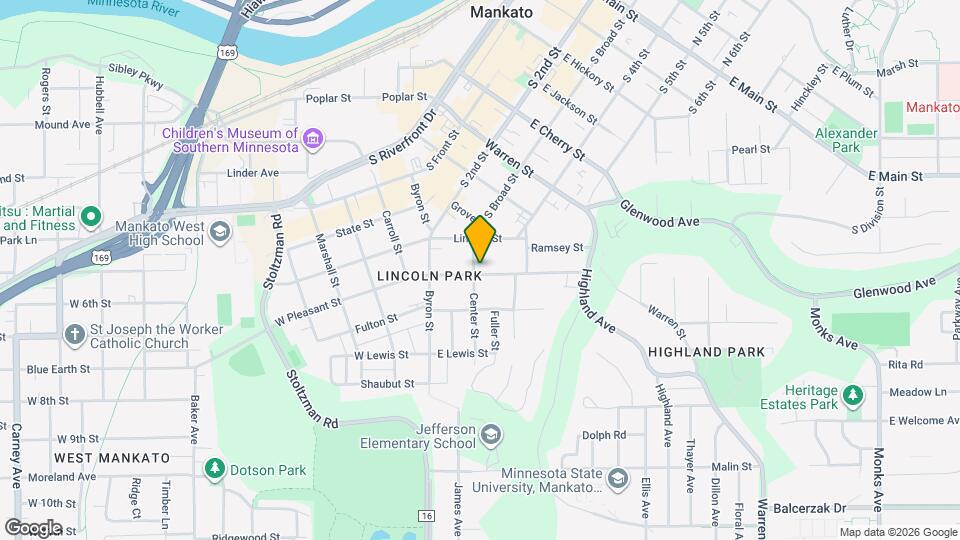 127 Center St Map and Location Details