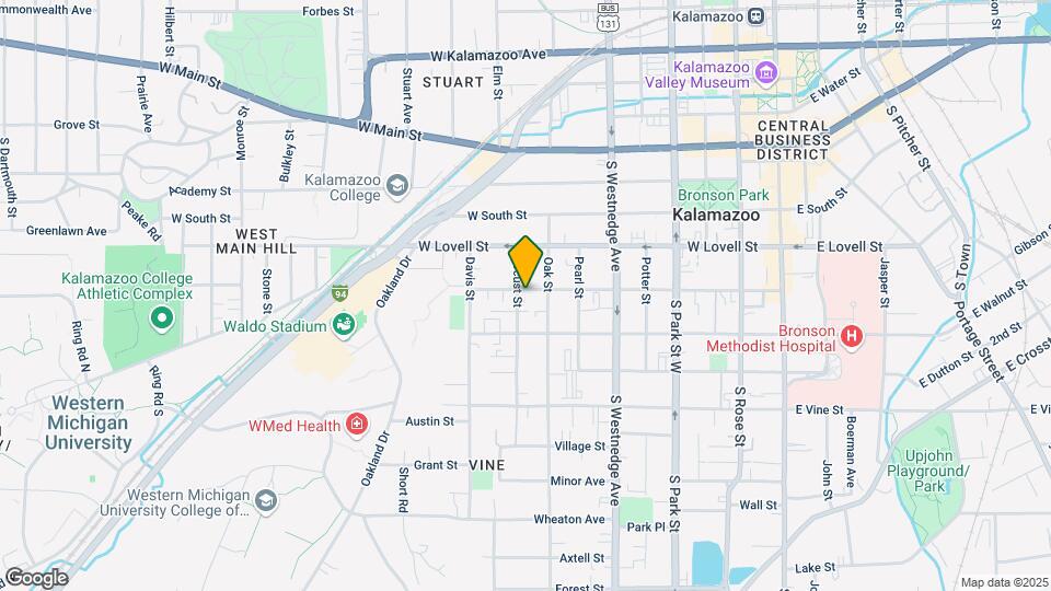 719 W Cedar St Map and Location Details