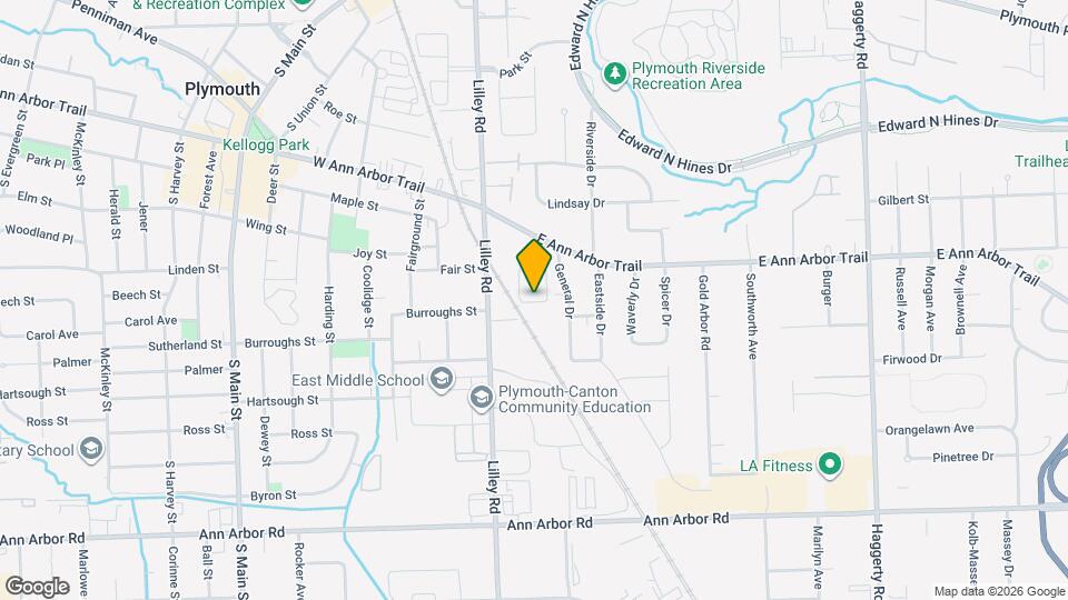 253 Pinewood Cir Map and Location Details